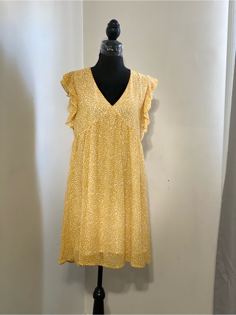 Yellow Floral V-Neck Ruffle Sleeve Dress